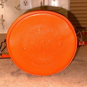 Michael Kors Fulton Canteen Crossbody